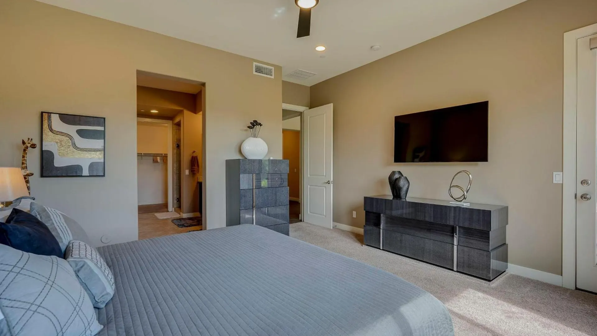 דירה Modern Scottsdale Condo With Patios And Mountain Views ארצות הברית
