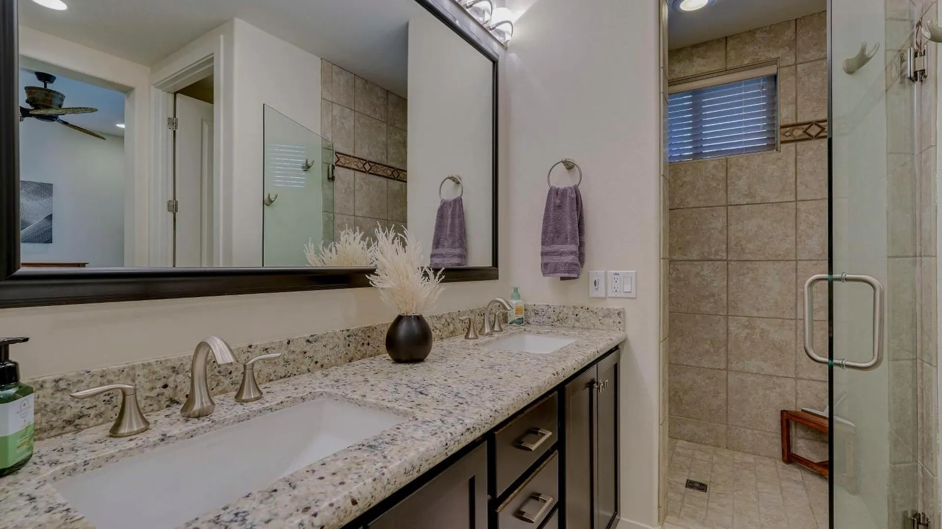 Modern Scottsdale Condo With Patios And Mountain Views דירה
